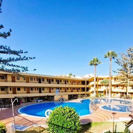 Cozy 2-Bed & Sofa-Bed Studio In Los Cristianos Los Cristianos  Exterior photo